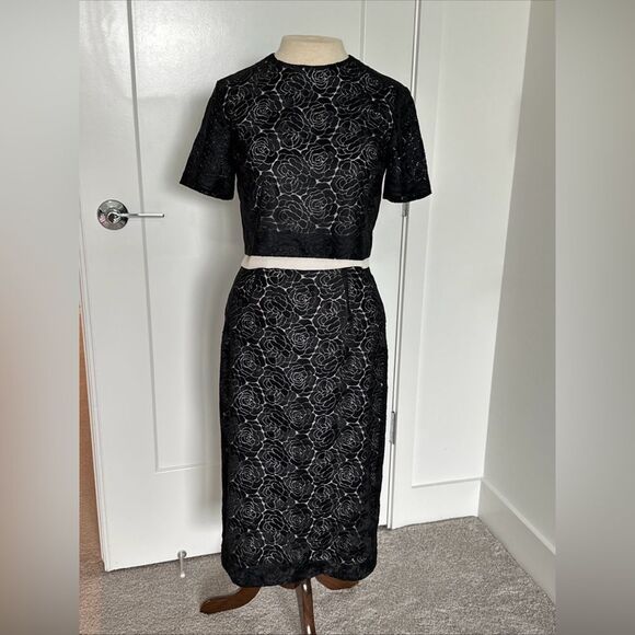 A.L.C. Dresses & Skirts - A.L.C. ALC Thompson Black Lace Overlay Pencil Skirt & Top Set Womans Sz 2